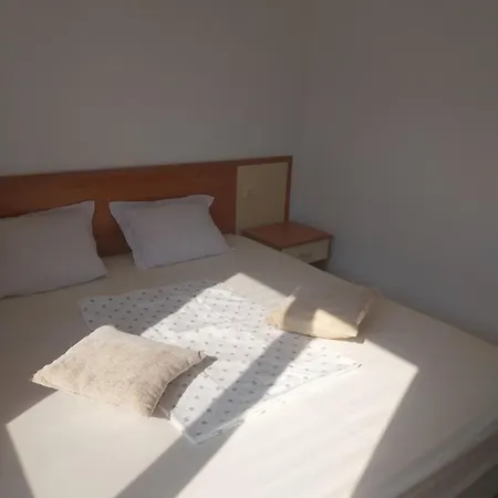 Апартамент Бяла